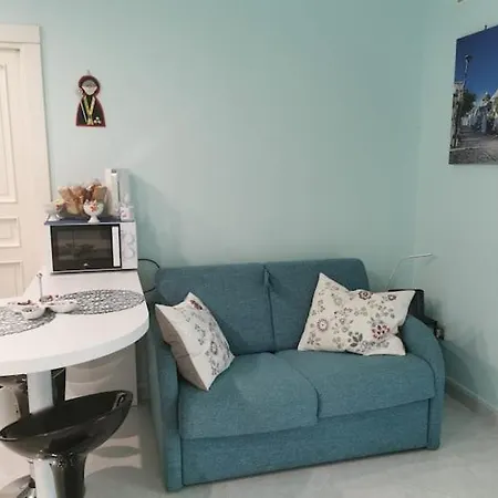 Cairoli 79 T Appartement Bari