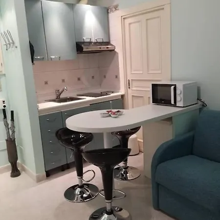 Appartement Cairoli 79 T Bari